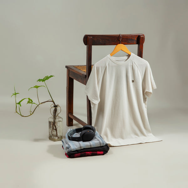 Cream T-Shirt With Logo Metal Batch