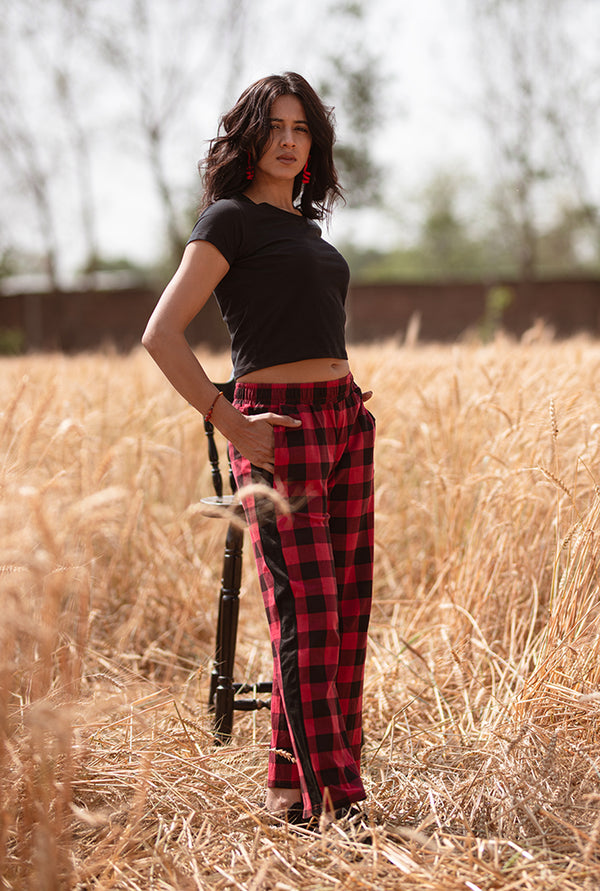 Check Basic Jogger Pant